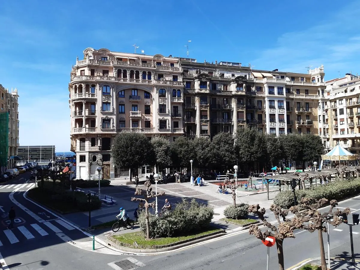Apartamento La Zurri Near Kursaal San Sebastian Appartement